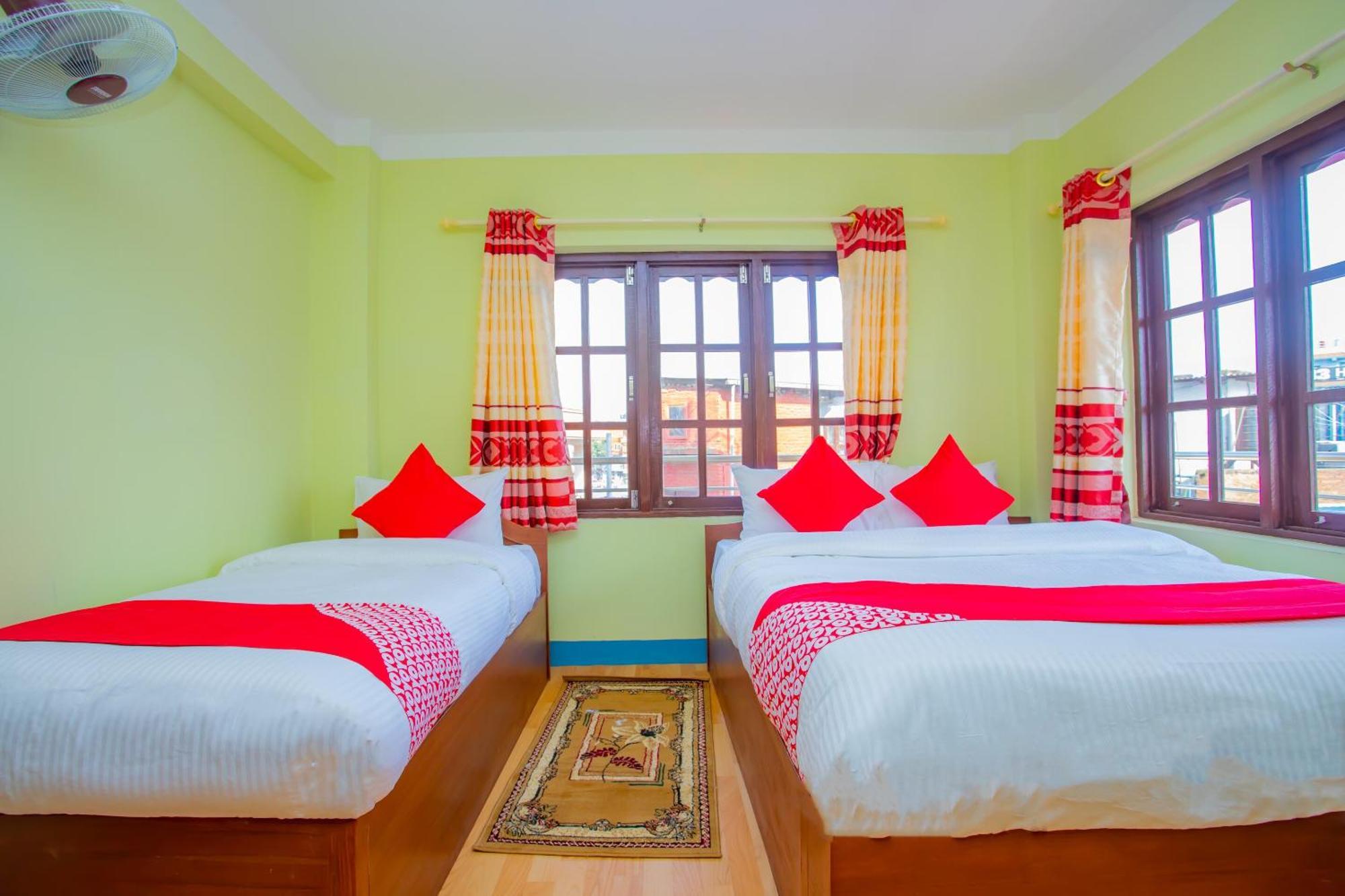 Oyo 589 Hotel Trimurti Kathmandu Exterior foto