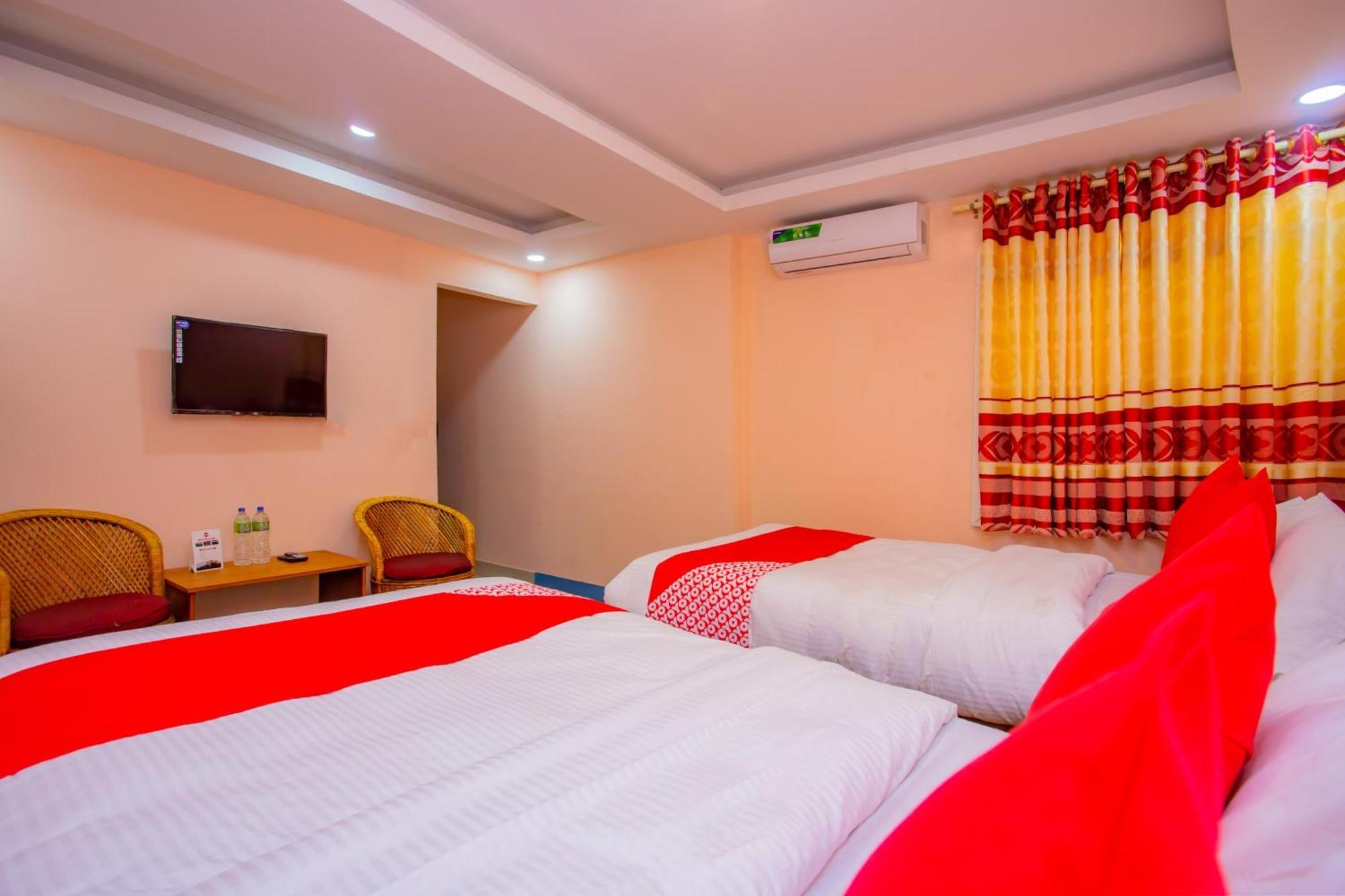 Oyo 589 Hotel Trimurti Kathmandu Exterior foto